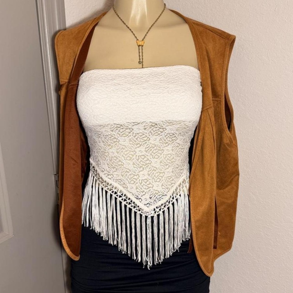 Rebellious Dreamer white lace fringe tube top